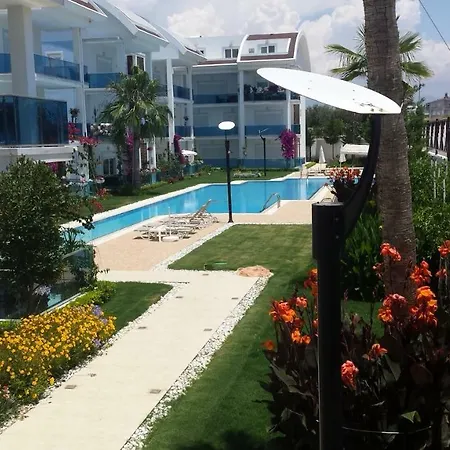Apartment Aqua Garden B6 Side